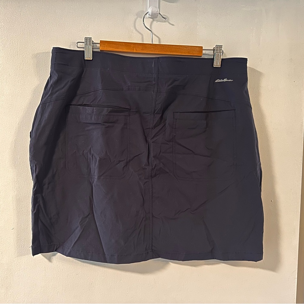 Eddie Bauer Golf skirt with attached shorts